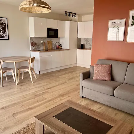 Apartamento Magnifique Cosy, A Juan Les Pins Avec Parking Antibes